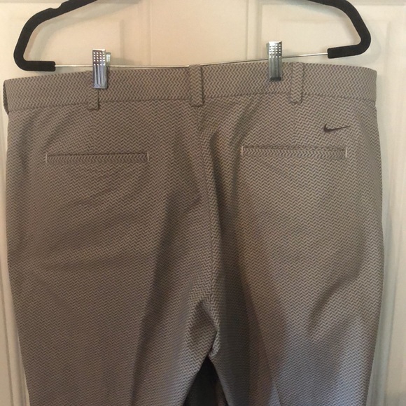 Nike Golf Tour Performance Dri-Fit Herringbone Golf Pants - Picture 3 of 10